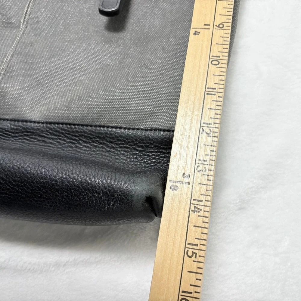 Timbuk2 Distilled Waxed Canvas & Leather Messenger Crossbody Grunge Minimalist
